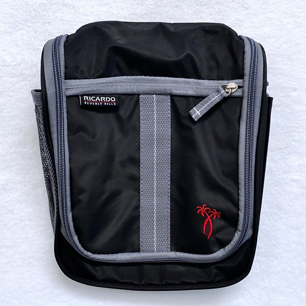 RICARDO BEVERLY HILLS Hanging Travel Organizer